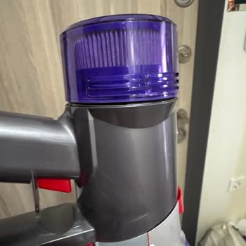 Garanti Reddi Ve Çözümsüz Arızalarla Dyson V8 Süpürge