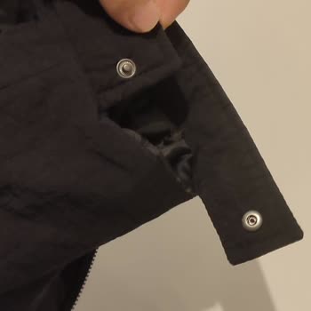 Defolu Nike Ceket Ve İletişimsizlik Nedeniyle Tam İade Talebi