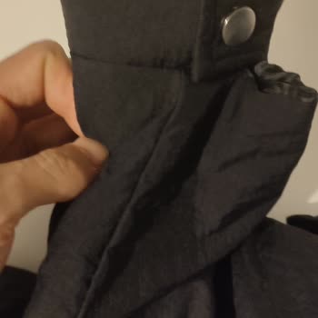 Defolu Nike Ceket Ve İletişimsizlik Nedeniyle Tam İade Talebi