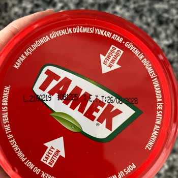 Tamek Markalı Cam Kavanoz Salçasında Küf Tespiti