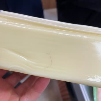 Kebir Kaşar Peynirinde Saç Teli Bulunması Güvenimizi Sarsıyor
