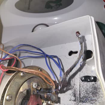 Şofben İç Tesisatı Yandı Ve Elektrik Çarpması Yaşadım Güvenlik Riski Ücretsiz Değişim Talebi