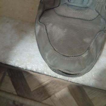 Dockers Ayakkabının Hem Kenarlarında Hem De Ön Kısmında Açılmalar Meydana Geldi