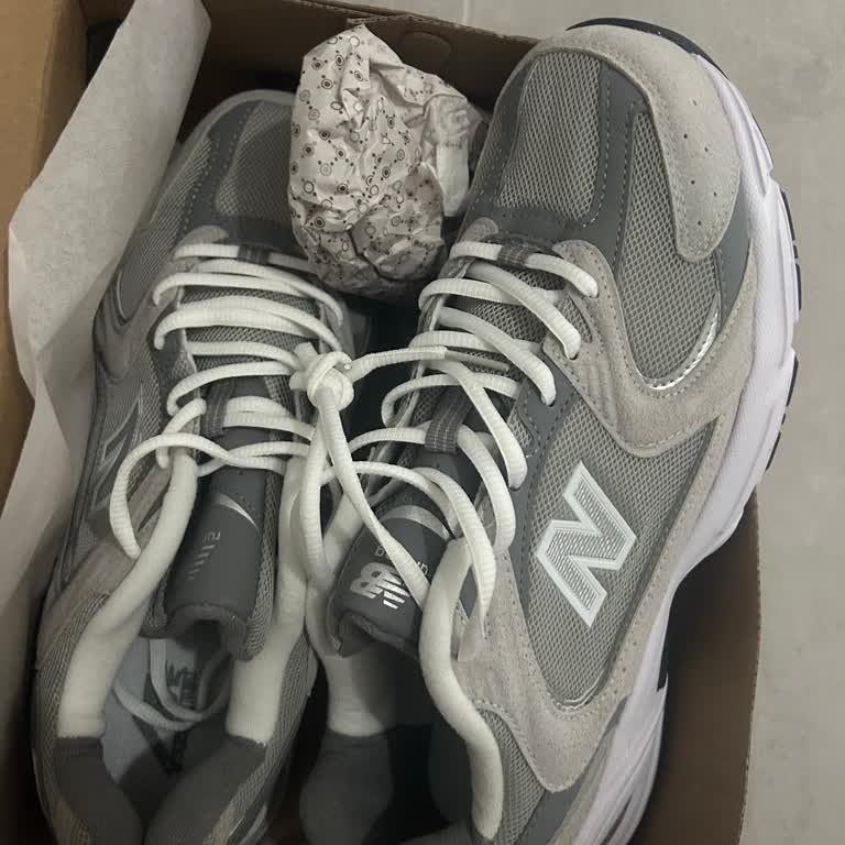 Sneakers Online Değişimde Kargo Ücreti İstiyor