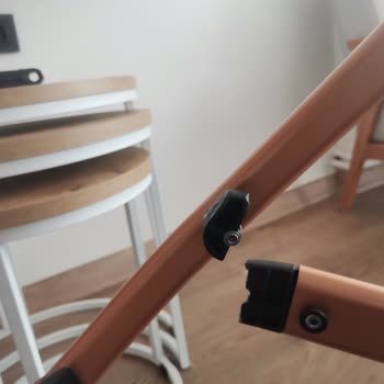 Joell Bebek Arabasının Gövde Bağlantısı Kırıldı, Güvenlik Endişesi Ve Ücretsiz Değişim Talebi