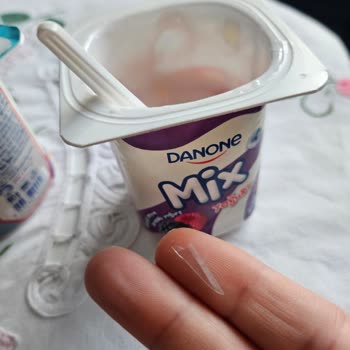 Danone Mix’te Keskin Yabancı Cisim Ve Çocuk Güvenliği Endişesi