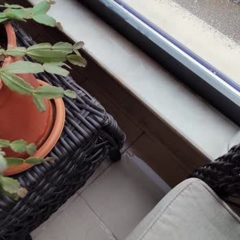 Yağışta Su Sızdıran Cam Balkonun Acil İncelemesi