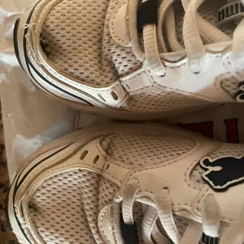 Puma Outlet Mağazasında Açılan Ayakkabı Ve Garanti İhlali