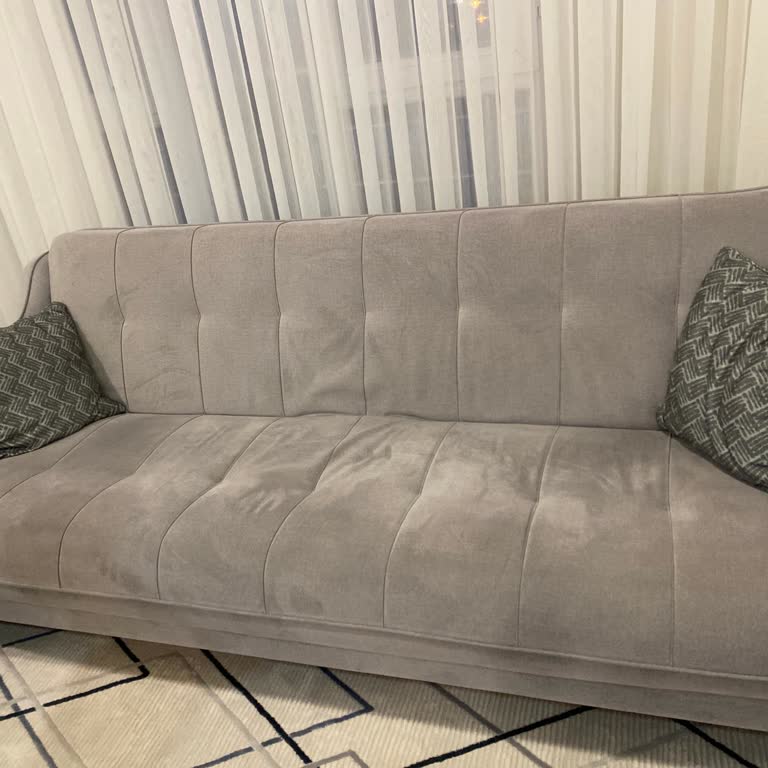 İstikbal Koltuk Takımında Sallanma Ve Renk Solması: Çözüm Bekliyorum