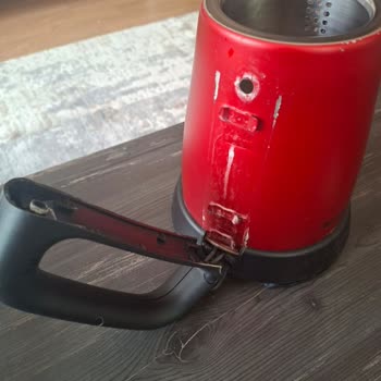 Aras Kargo’da Çay Makinesi Kulpu Kırılması Ve Tazmin Talebi