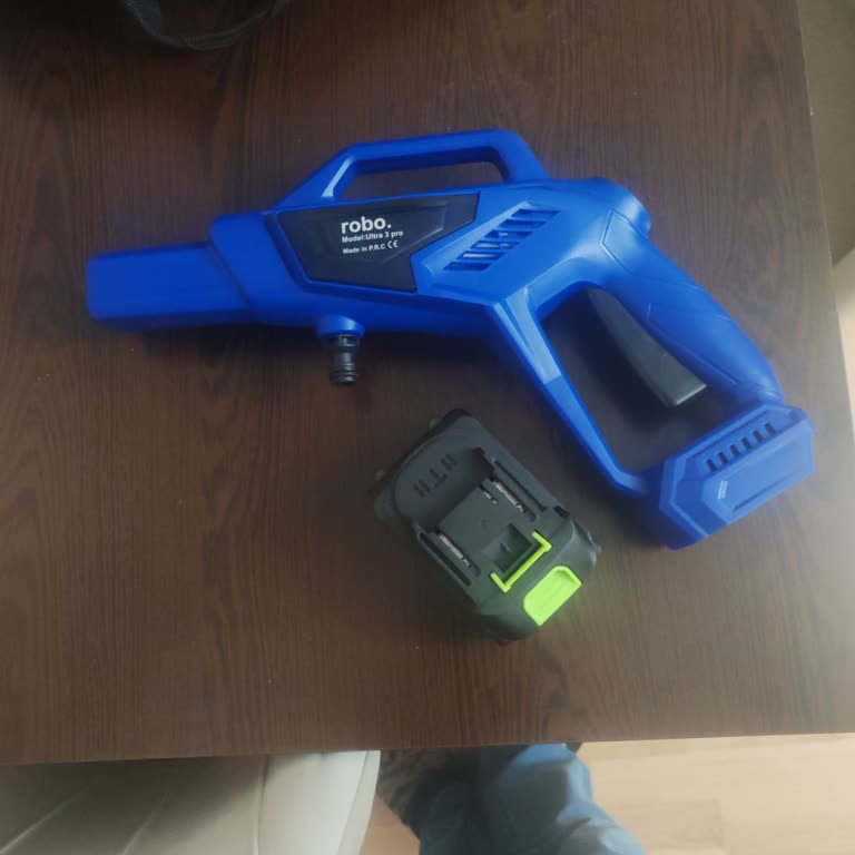 Robo Ultra 3 Şarjlı Araç Yıkama Makinesinde Batarya Arızası Ve Değişim İsteği