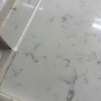 Belenco Mutfak Tezgahında Sararma ve Kalıcı Lekelenme Problemi