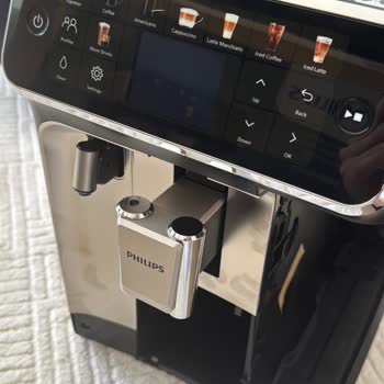 Açılmış Ve Çizik Gelen Kahve Makinesi İçin Tam İade Talebi