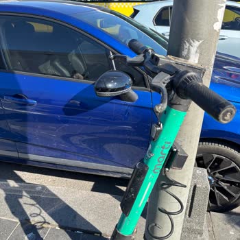 Martı Scooter Bağlama Sırasında Aracımda Oluşan Ciddi Hasar