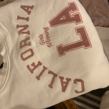 Renkli Kıyafetlerde Güvenli İddiası Yanıltıcı, Vanish Oxi Action Kıyafetleri Mahvettı