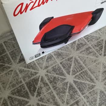 Tost Makinesinin Yetersiz Kızartma Performansı Ve Mağaza Servis Personelinin Kaba Tutumu