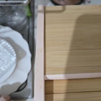 Kullanılmış Yağlı Ve Yanlış Renk Karaca Ekmek Kutusu Amazon’da İade Reddi