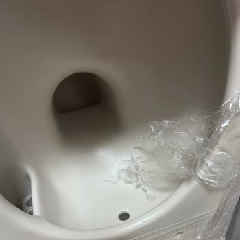 Kırık Taharet Çubuğu Ve Parça Yokluğu Tuvalet Kullanımını Duraklattı