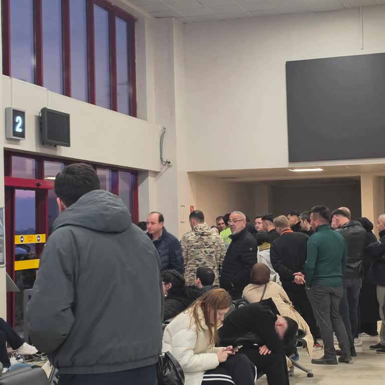 Kuş Girmesi Nedeniyle Uçuş İptali Ve Bilgilendirme Eksikliği