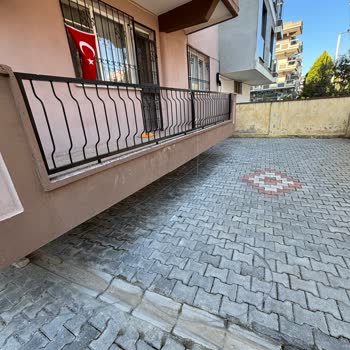 İzinsiz Çalışma Ve Dış Cephe Hasarı