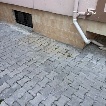 İzinsiz Çalışma Ve Dış Cephe Hasarı