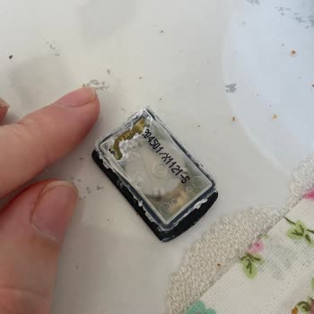 Brita Marella Sürahi Pil Değişimi İçin Kapak Kırıldı, El Kesildi Ve Kullanılamaz Duruma Geldi