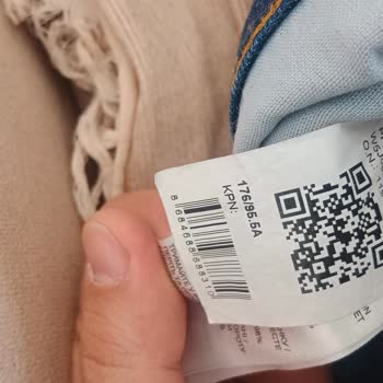 LCW Pantolonunda Bacak Arasında Yırtılma Ve Ücret İadesi Talebi