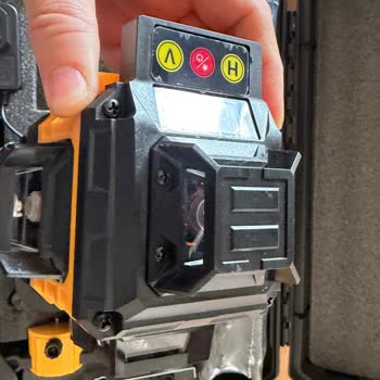 İki Lazer Makine Ürününde Kırık Çanta Ve Uyumsuz Tripod Nedeniyle İade Ve Değişim Talebi