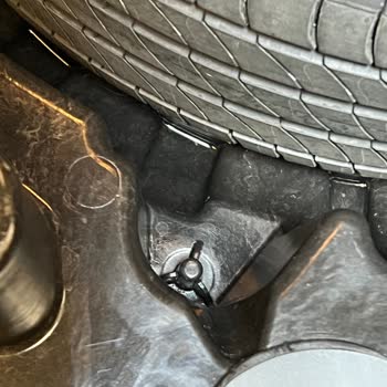 Renault Megane Bagaj Su Alması Ve Fren Sesi Sorunu Yetkili Servisin Çözüm Yetersizliği