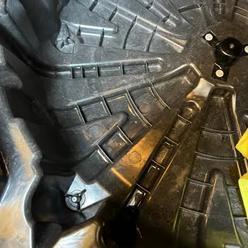 Renault Megane Bagaj Su Alması Ve Fren Sesi Sorunu Yetkili Servisin Çözüm Yetersizliği