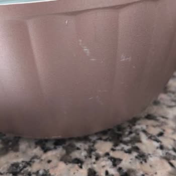 Karaca Züccaciye Tencere Setinde Çizik Ve Soyulma, Acil Değişim İsteği