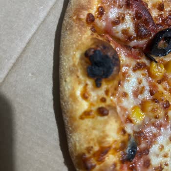 Yanmış Pizza Ücret İadesi Talebi