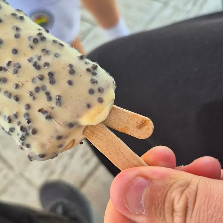 Şok Marketten Alınan Algida Volcano Dondurmasında Çubuk Çıktı