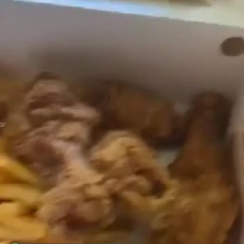 Popeyes Soslar Ve Yemek Eksik
