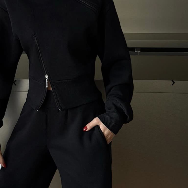 Eksik Gönderilen Eşofman Takımı İçin Acil Kargo Talebi