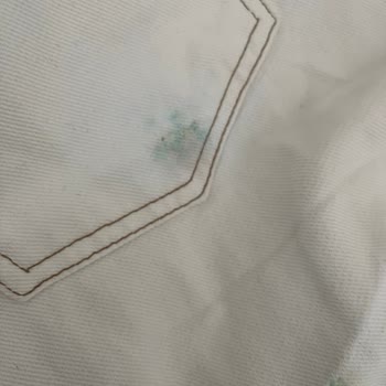 Peros Kapsül Deterjanı Kot Pantolonu Mahvetti: Ürün Hatası Ve Tazminat Talebi