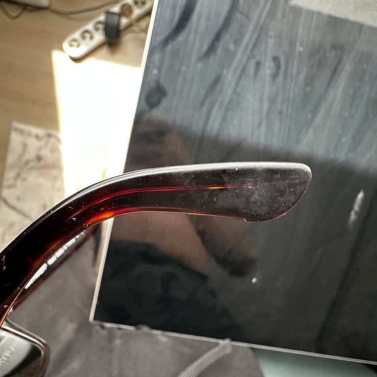 Rayban Wayfarer Saplarındaki Deformasyon Ve Hatalı Mağaza Değerlendirmesi