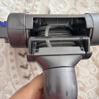 Garanti Kapsamındaki Dyson Süpürge Başlığı Kırıldı, Destek Reddedildi