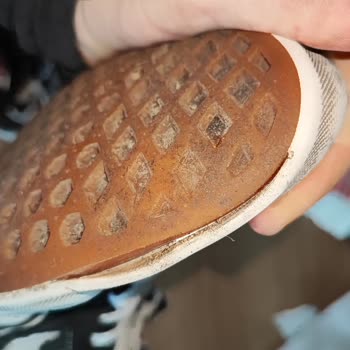 Vans SK8-HI Ayakkabı 10 Ayda Deforme Olmuş Ücretsiz Değişim Veya İade Talebi
