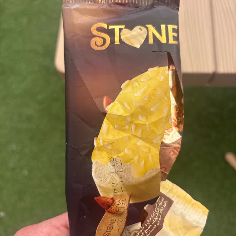 Alpedo Stone 84 Gram Bademli Dondurmanın Ambalajı İçeriği Yanıltıyor