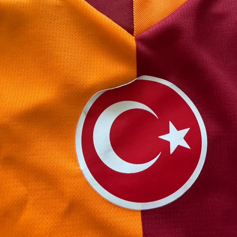 GS Store'dan Aldığım Galatasaray Forması Kalitesiz Baskı Sorunu