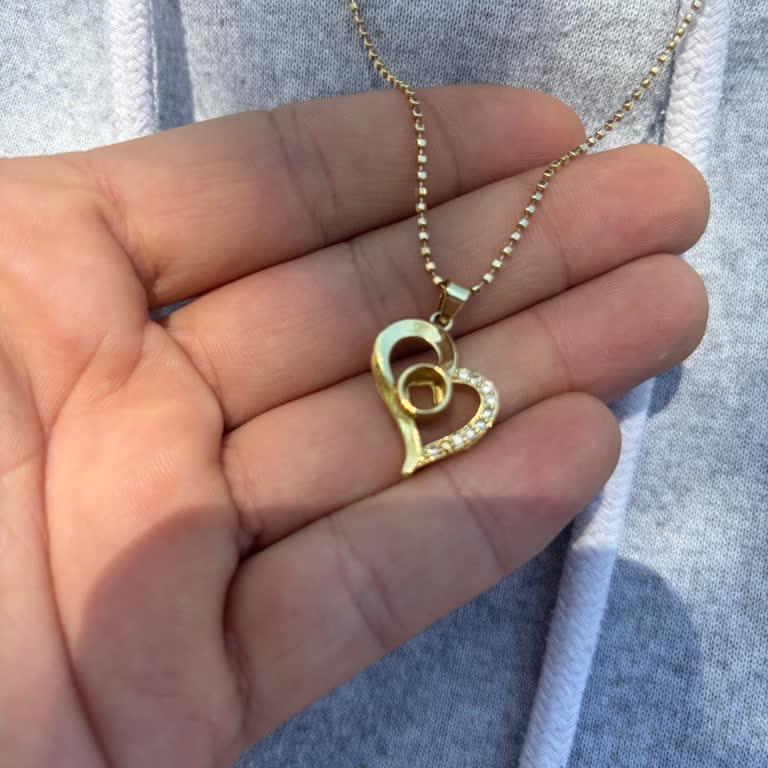 Kişiye Özel Kolye Fotoğrafı Düşmesi Ve Müşteri Hizmetlerinden Yardım Alamama