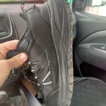 Deforme Ayakkabı İçin Garanti Yeniden İncelenmesi Ve Değişim Talebi