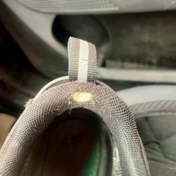 Deforme Ayakkabı İçin Garanti Yeniden İncelenmesi Ve Değişim Talebi