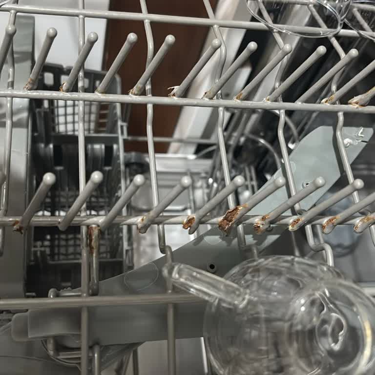 Teka Bulaşık Makinesi Sepetlerinde Paslanma Ve Deformasyon 9 Bin Liraya Yedek Parça