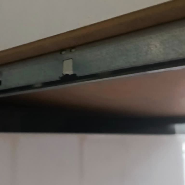 Samet Çekmece Stoperleri Kırıldı, Çekmeceler Açık Kaldı Ve Güvenlik Riski