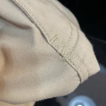 İlk Yıkamada Fermuar Delik Açtı: Üretim Hatası Ve Değişim Talebi