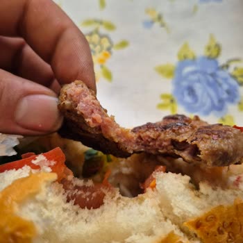 Köfteci Yusuf’da Çiğ Köfte Ve Bayat Kadayıf Sorunu