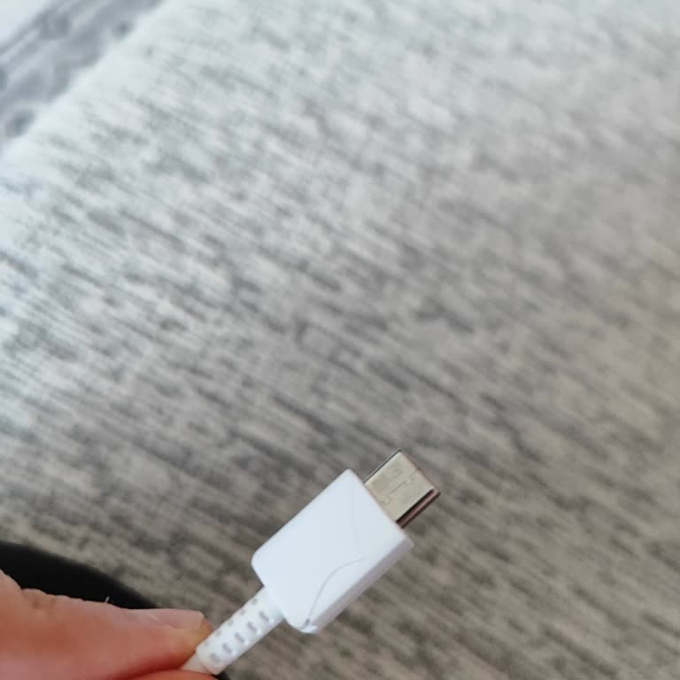 Media Markt’ta Şarj Kablosu Garanti Başvurusu Telefon Ve Adaptör Zorunluluğu