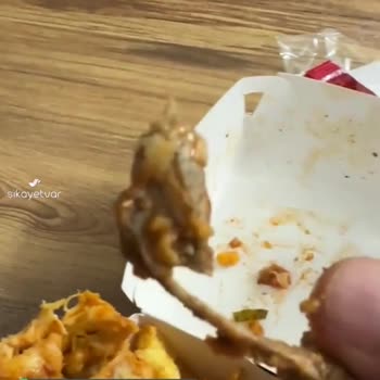 Mogaf Hatay Döner Dürümden Kemik Çıktı